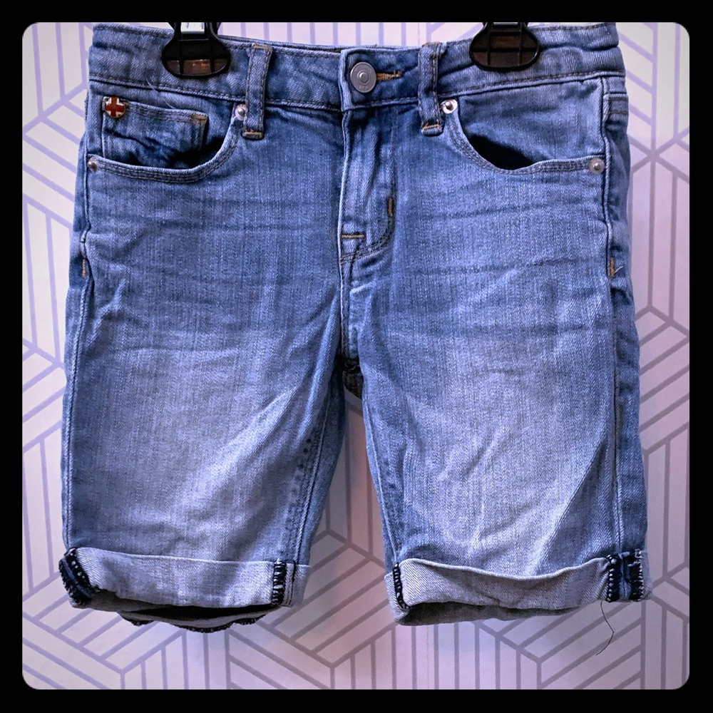 Hudson girl's jean shorts, size 5.